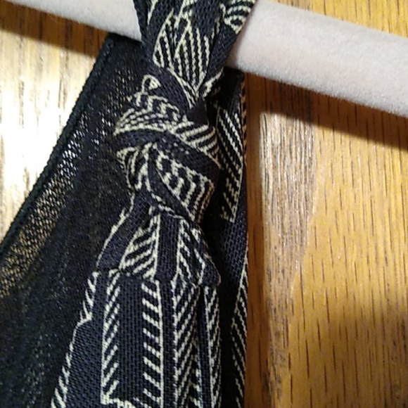 Max Studio - Picture 7 of 9